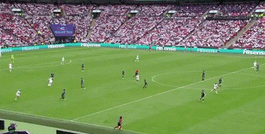 英格兰女足遗憾,中国女足与英格兰男足比赛