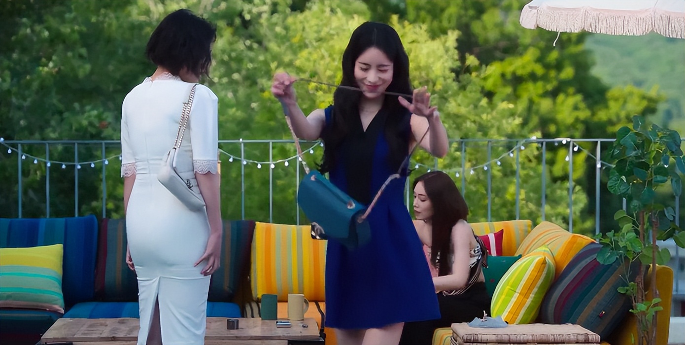 黑暗荣耀文恩和河道英在一起没,黑暗荣耀里河道英与文东恩谈话