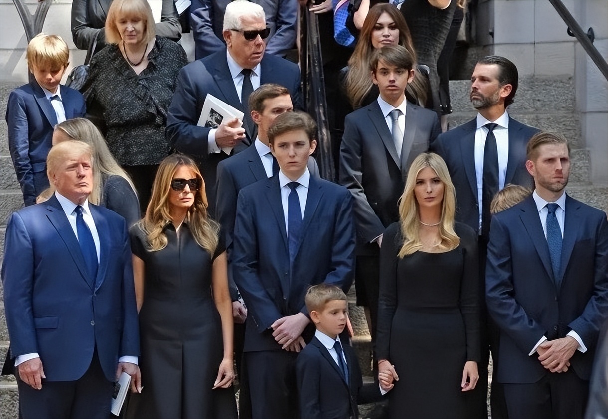 伊万卡清晰生活照,伊万卡真人生活照