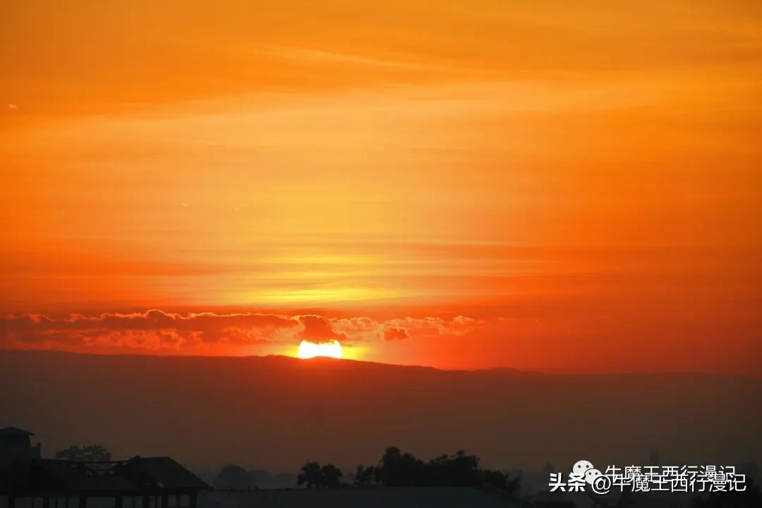朝霞最美,最美朝霞歌曲