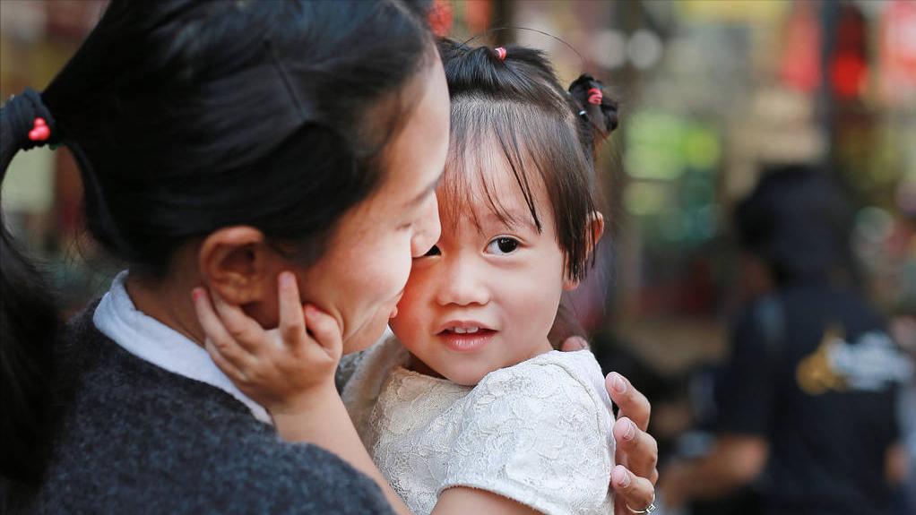 八岁女孩儿被附身,八岁小女孩鬼魂附体的秘密