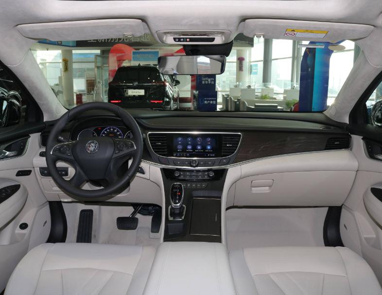 君越艾维亚顶配,别克新款君越28t豪华