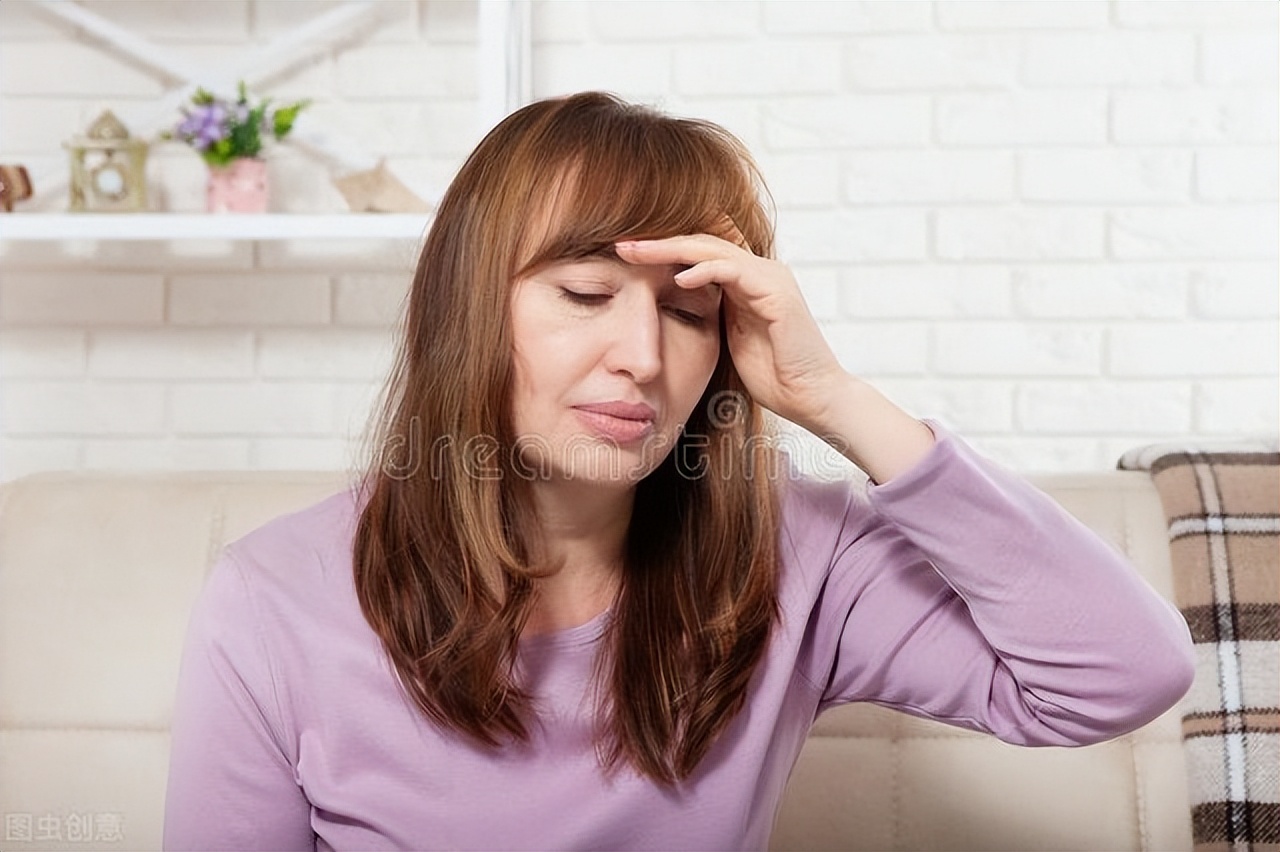 下丘脑怎么控制肾上腺髓质,下丘脑分泌并储存的神经垂体激素