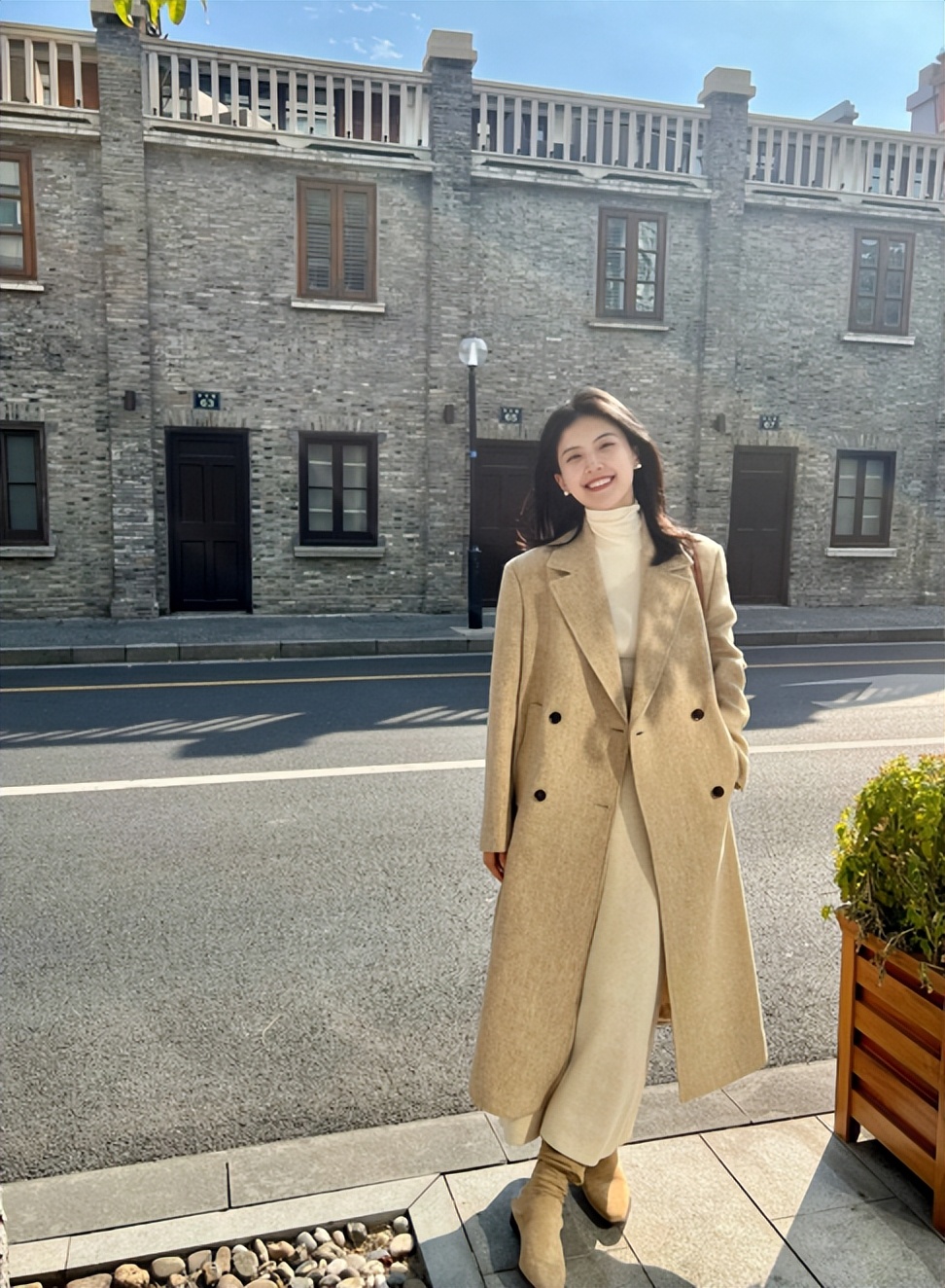 适合冬天穿羊毛混纺大衣,适合在冬季穿的浅色大衣