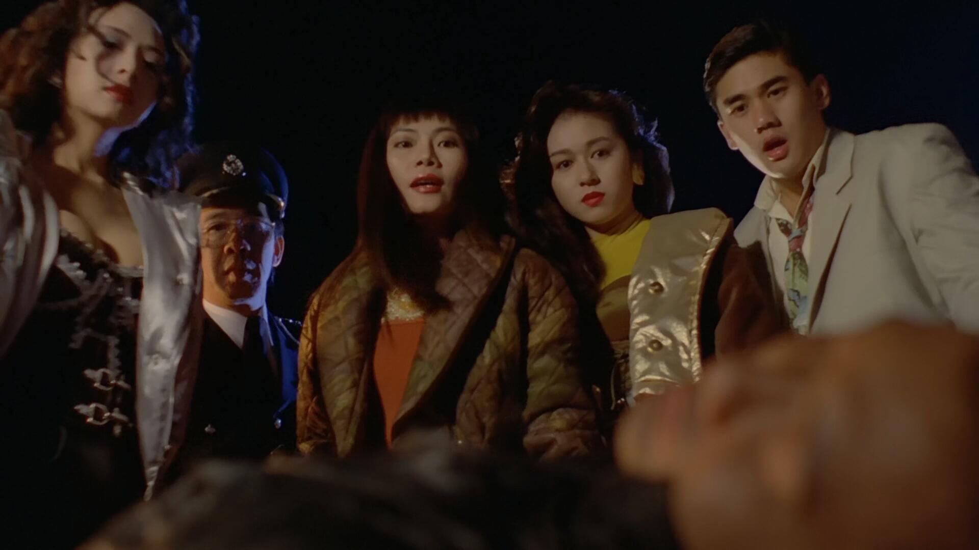 香港科幻大尺度电影，男女机器人的经典对决＃《女机器人》