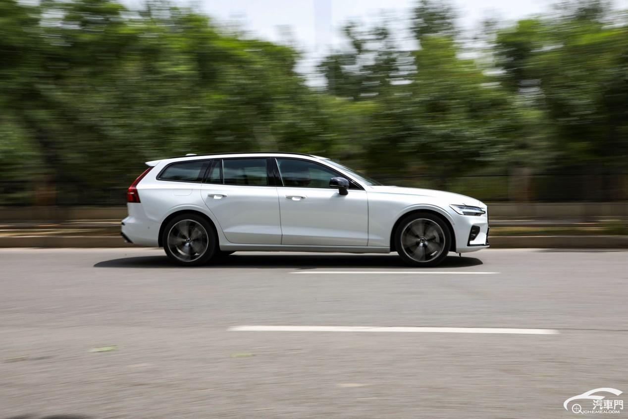 沃尔沃瓦罐车v60和v90,自驾游沃尔沃v60旅行版瓦罐