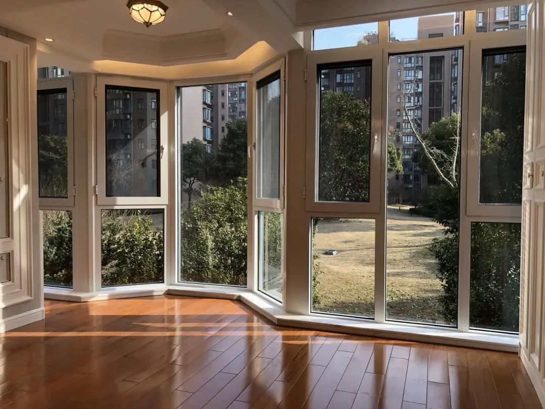 为什么用户会反复选择天格地板？只因它的好，用过一次便舍不掉