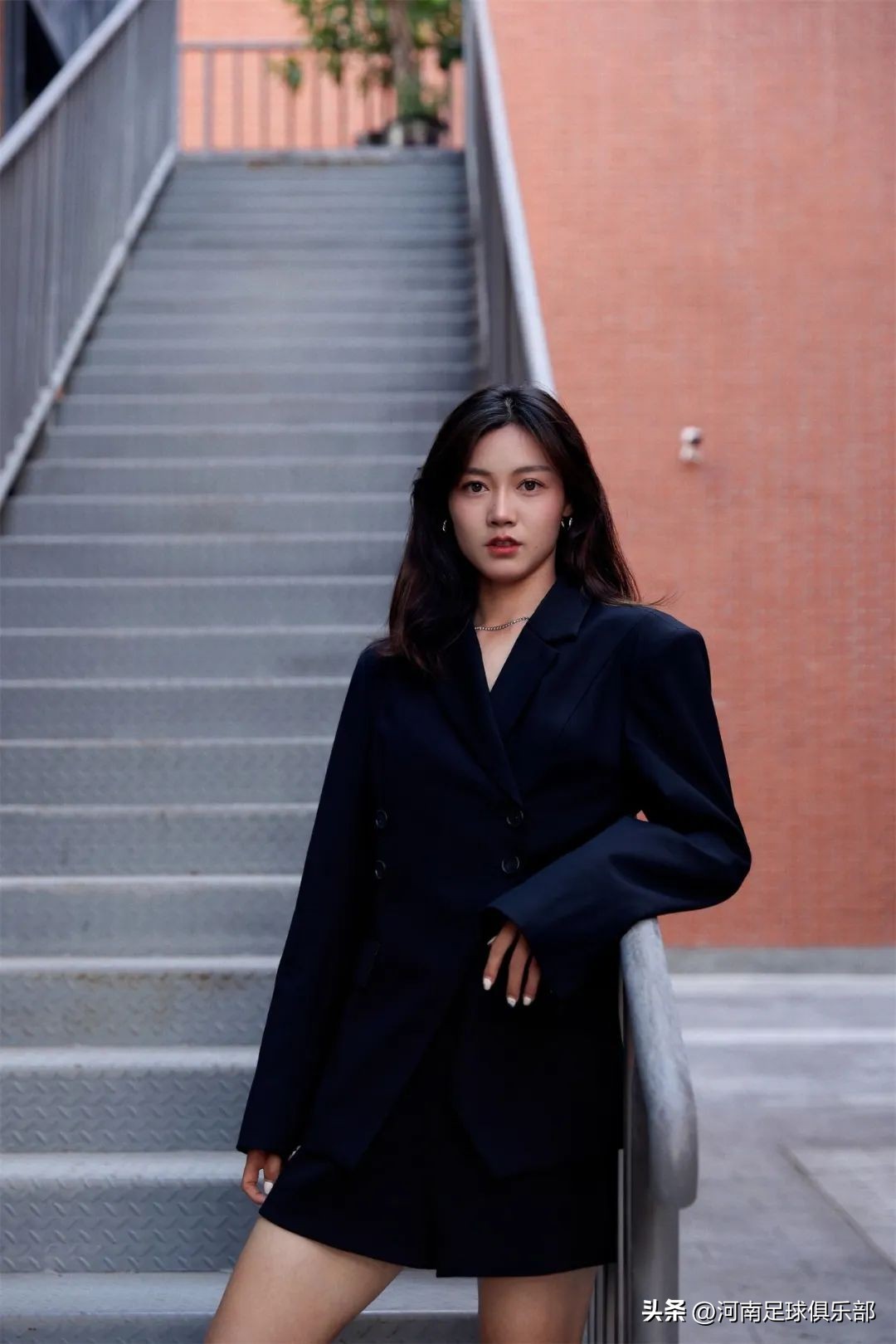 爱美爱吃也爱笑的开封姑娘王莹：曾计划22岁之前结婚成家