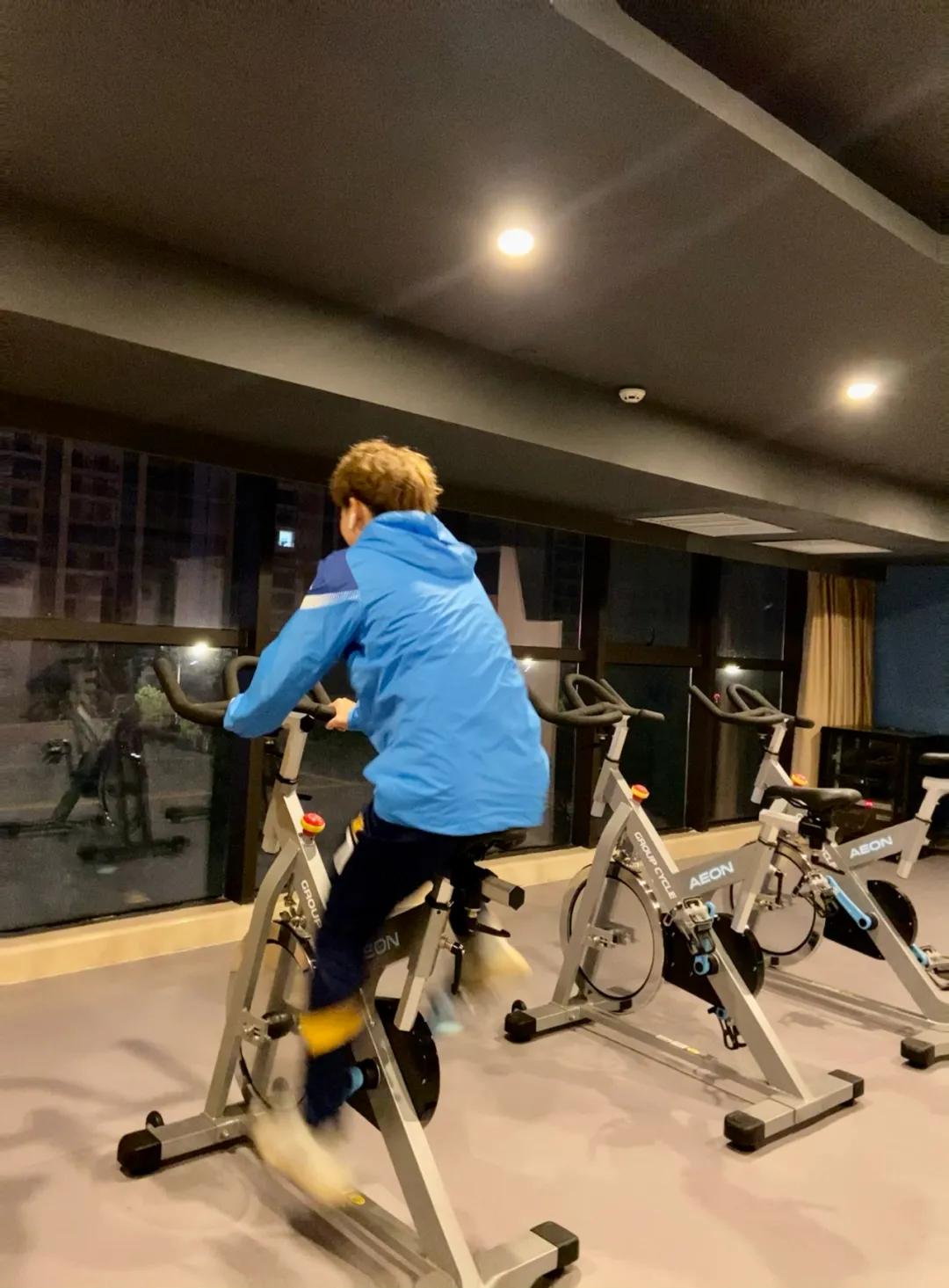 足球女孩,足球女孩实现梦想