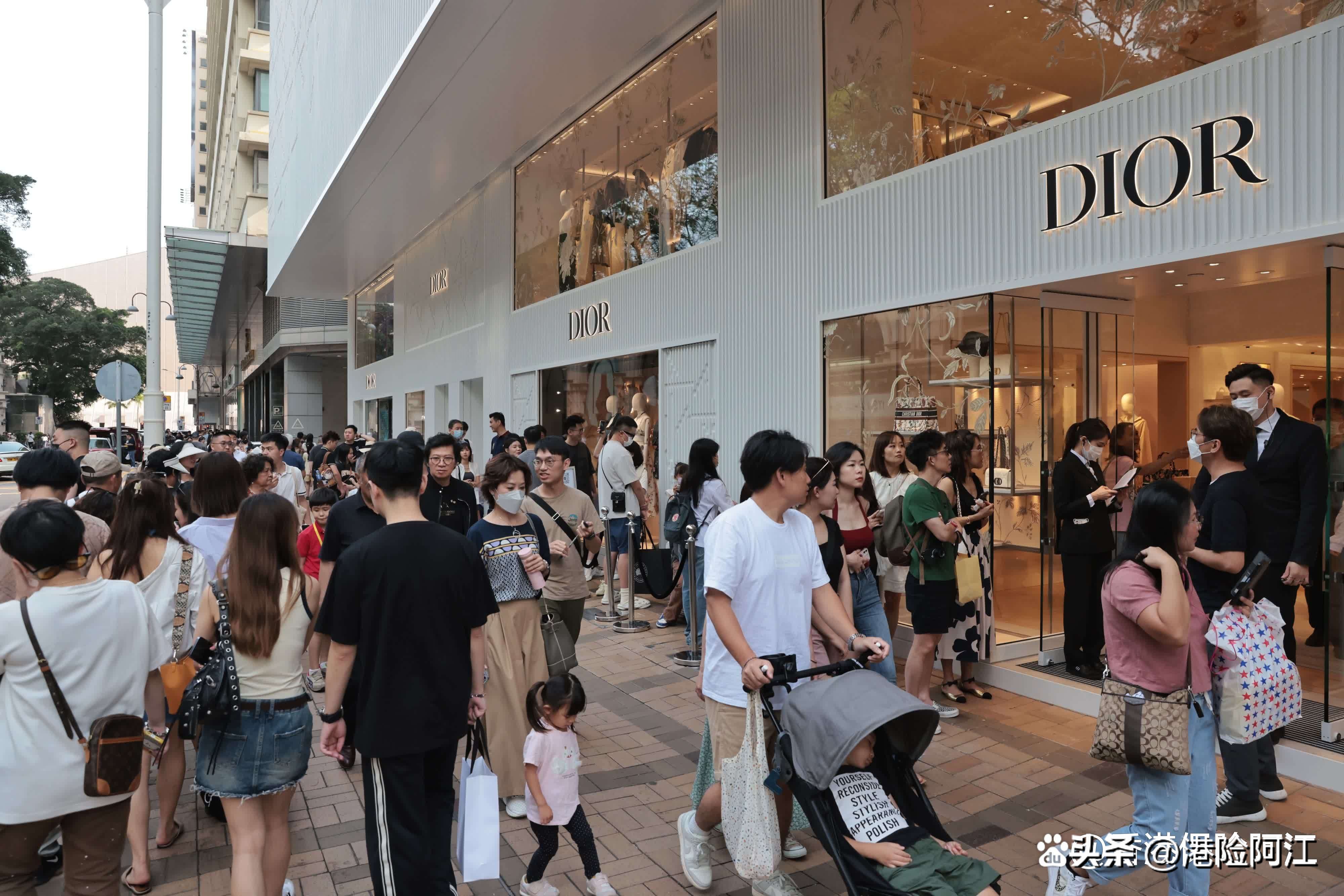 内地赴港买保险保监会,大陆客户在香港买保险