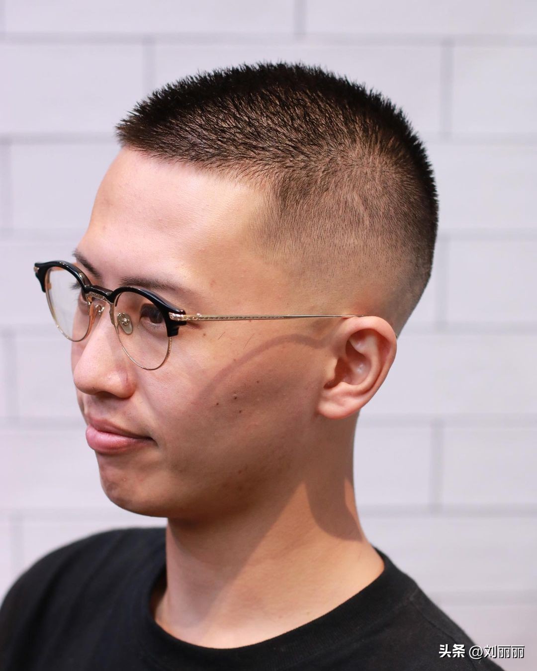 中年男士看起来精神的短发发型,9款秋季男士流行发型剪了变型男