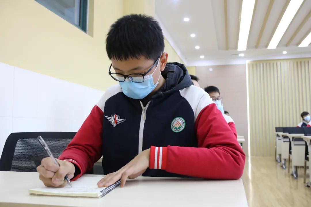 赓续红色血脉培育时代新人-郑州市第八十八中学一场生动的思政课