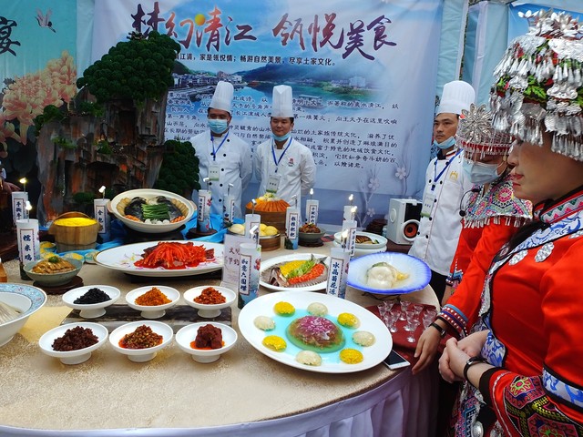 民族特色文化的发展趋势,56个民族里面文化最齐全的有哪些