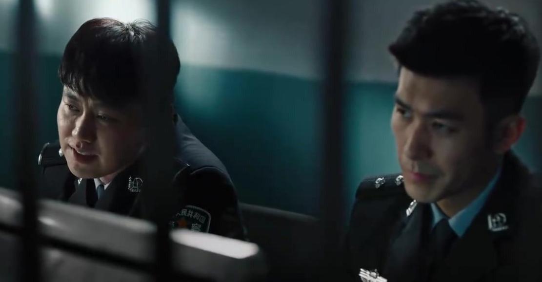 男子卖4厘米枪形钥匙扣案,男子售卖枪形钥匙扣被判刑