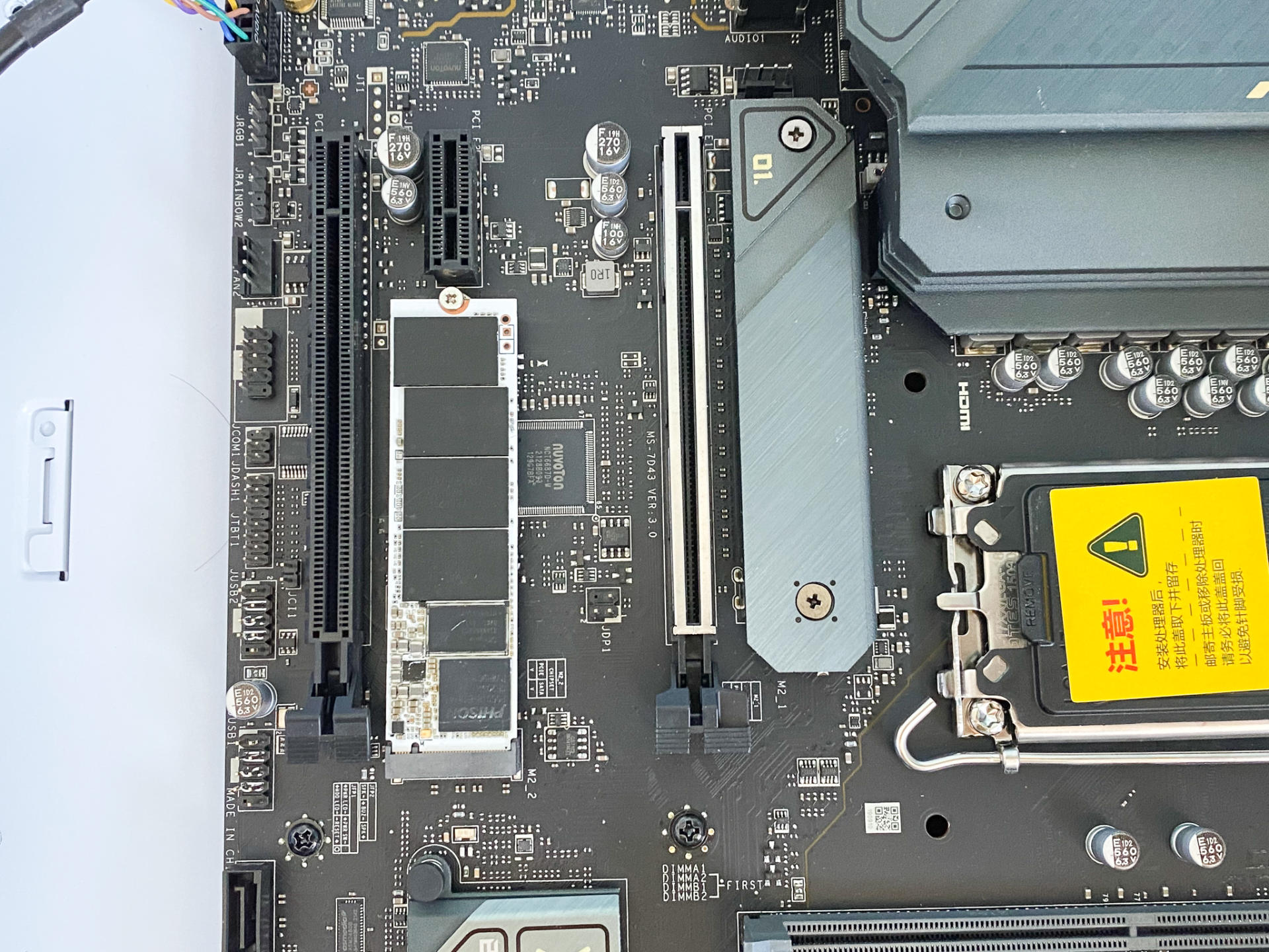 鑹炬箖鐢电珵鏈虹瀹夎鏄惧崱,鑹炬箖鐢电珵鏈虹瀹夎