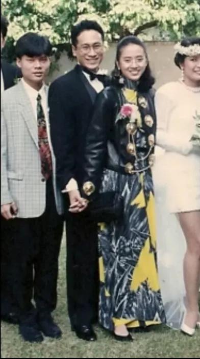 梅艳芳怎么走出失恋,梅艳芳漫步人生路