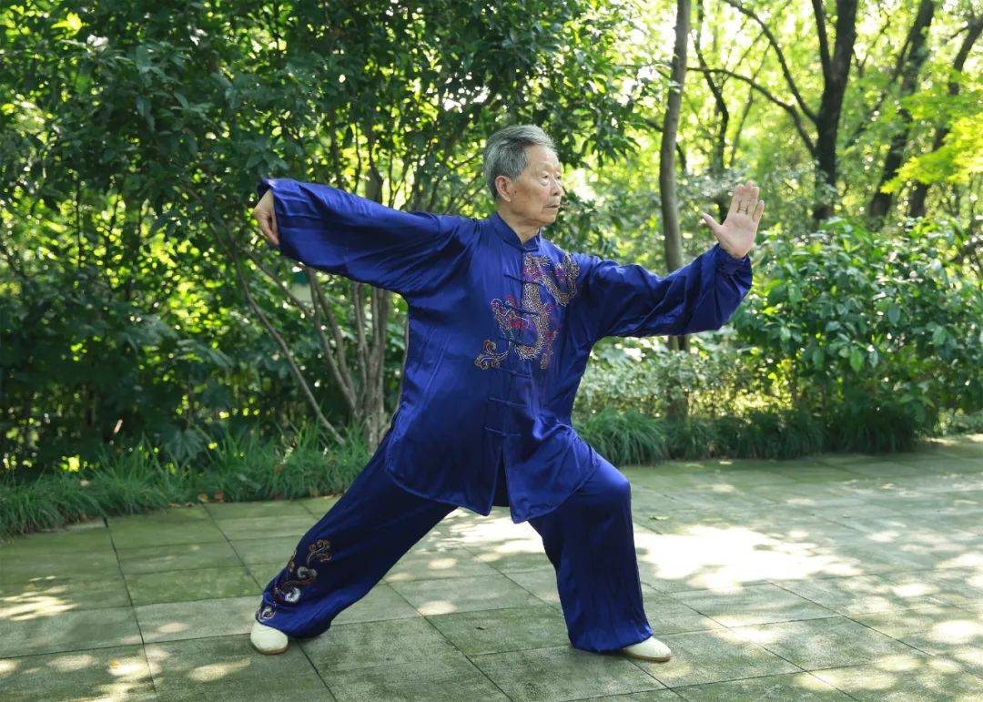 艺术为了和平丨国际和平艺术家：丁水德