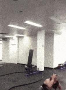 妹子穿皮裤,女生的皮裤