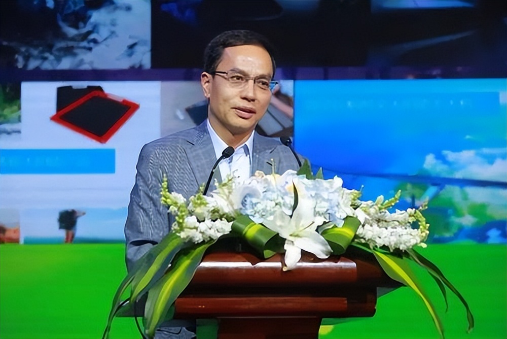 中国首富李河君,中国首富李河君河源