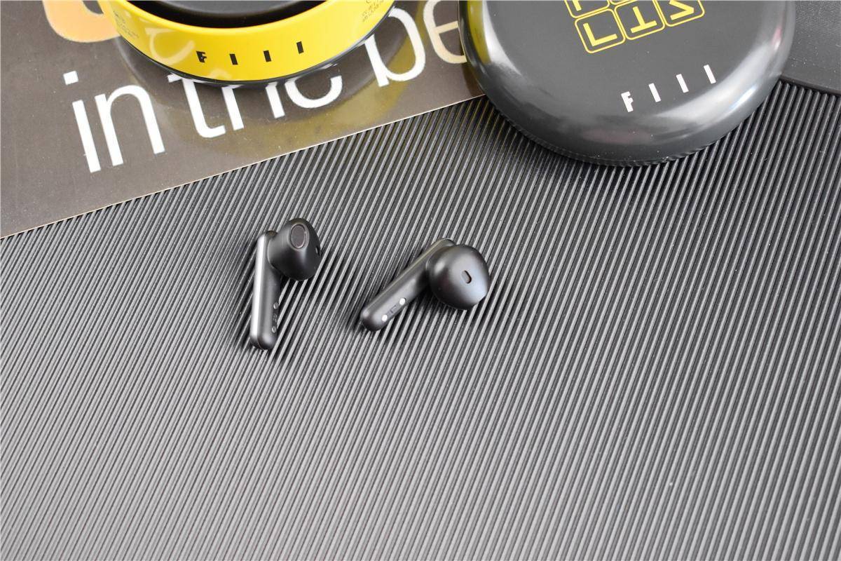 值得购买的蓝牙耳机音质好,实惠的蓝牙耳机高颜值推荐