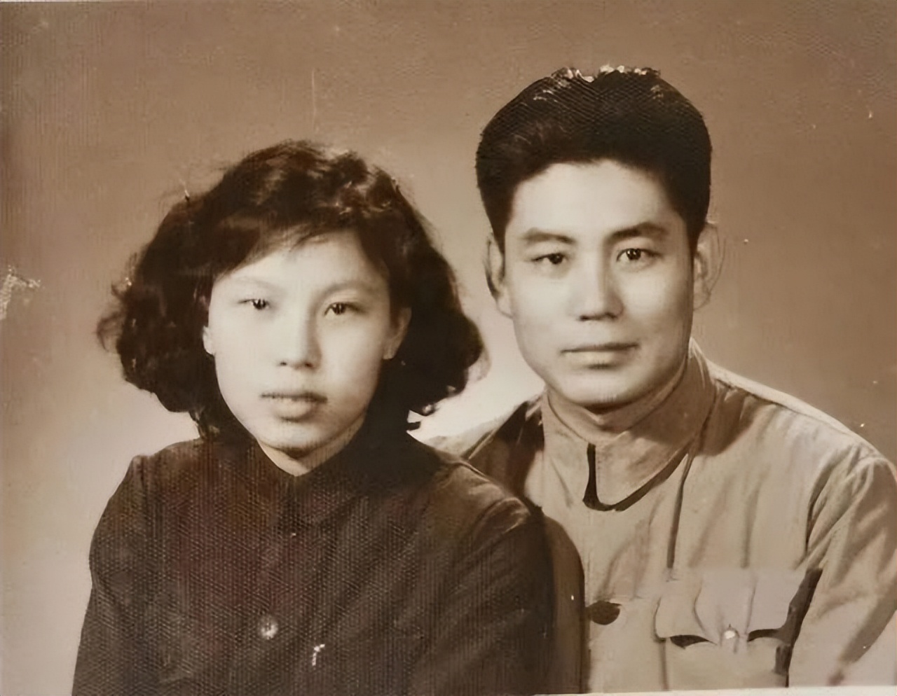 八一制片厂五位老艺术家今昔风采,八一影城已逝去的老演员