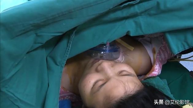 湖北36岁女子怀孕27周羊水破了，医生判定宝宝救不活，女：保孩子