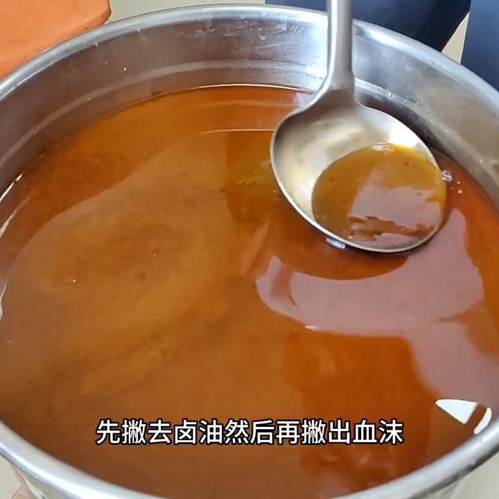 卤汤变臭了，你还继续使用吗？难怪顾客说你的肉臭