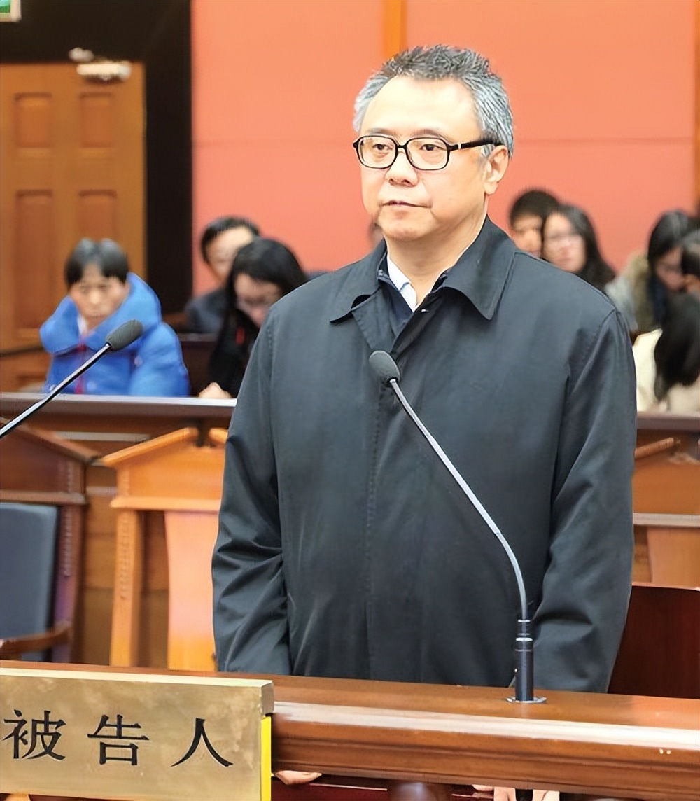 联华鲸选和世纪联华有什么区别,世纪联华的超市是在世纪联华哪里