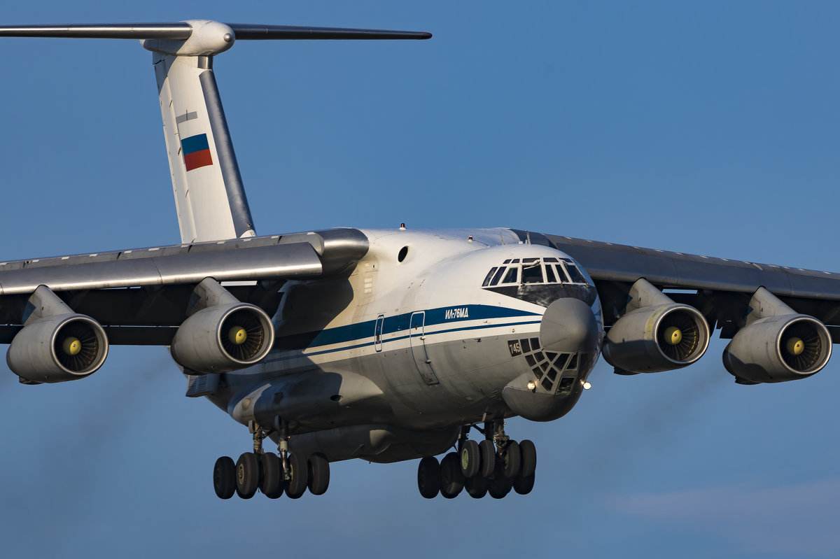 中国战略运输机运40可以运多少人,战略运输机1000吨