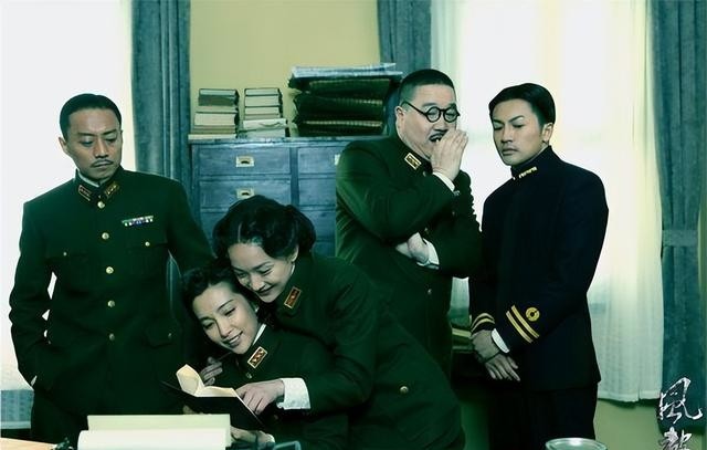 在侵略者与汉奸密布的“南京密室”里,看《刀尖》如何完成七杀