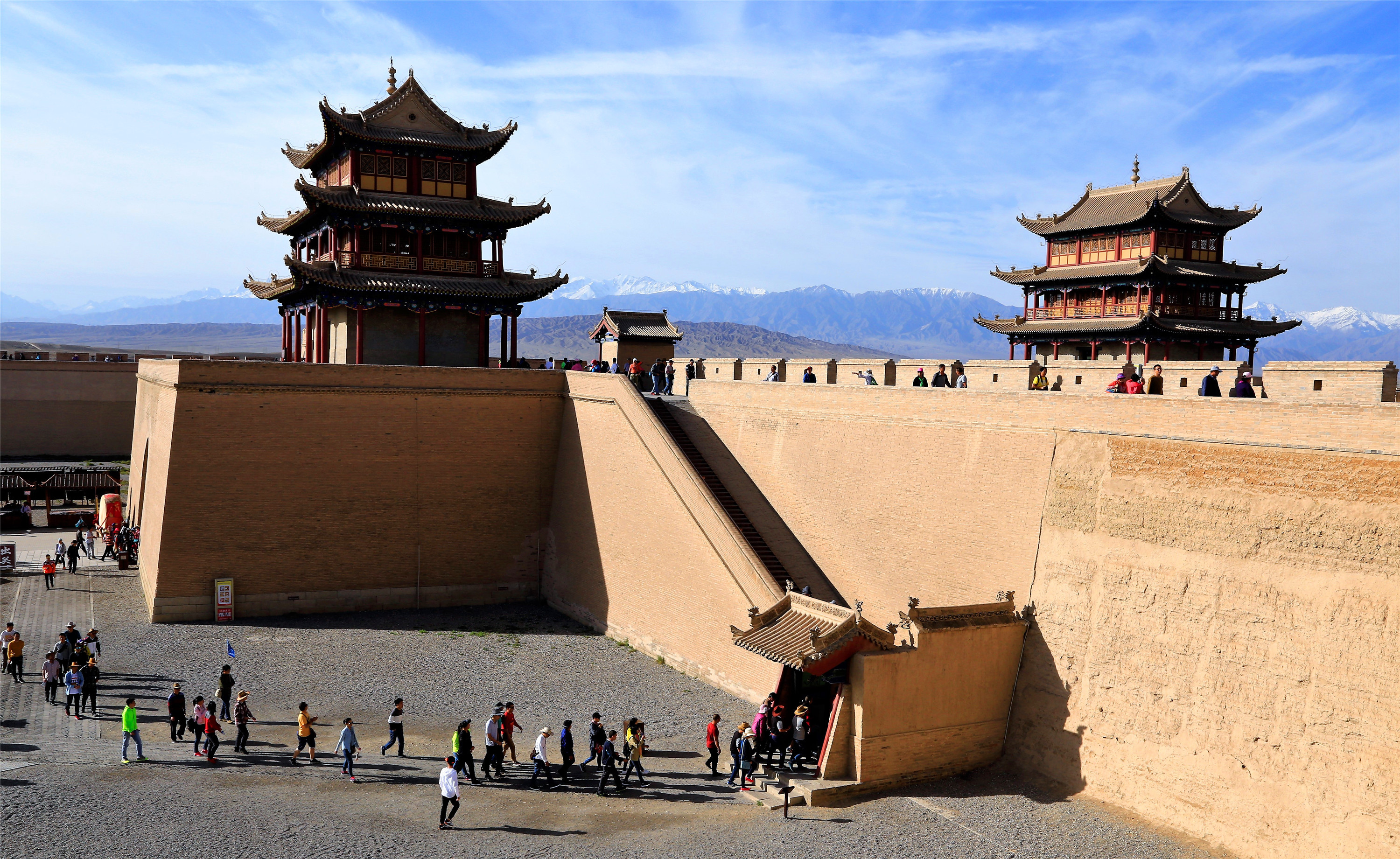 论故城玉门关文化的艺术形态和审美特征