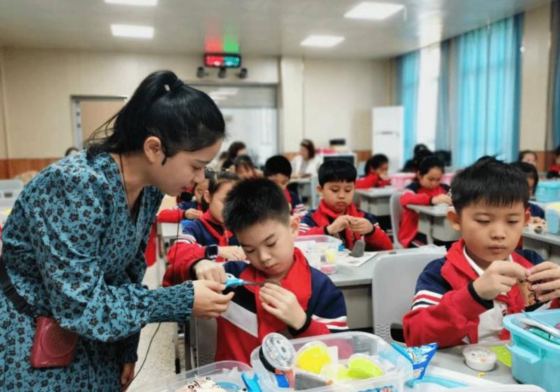 中国义务教育要实行523学制吗,中小学生是不是要实行522学制