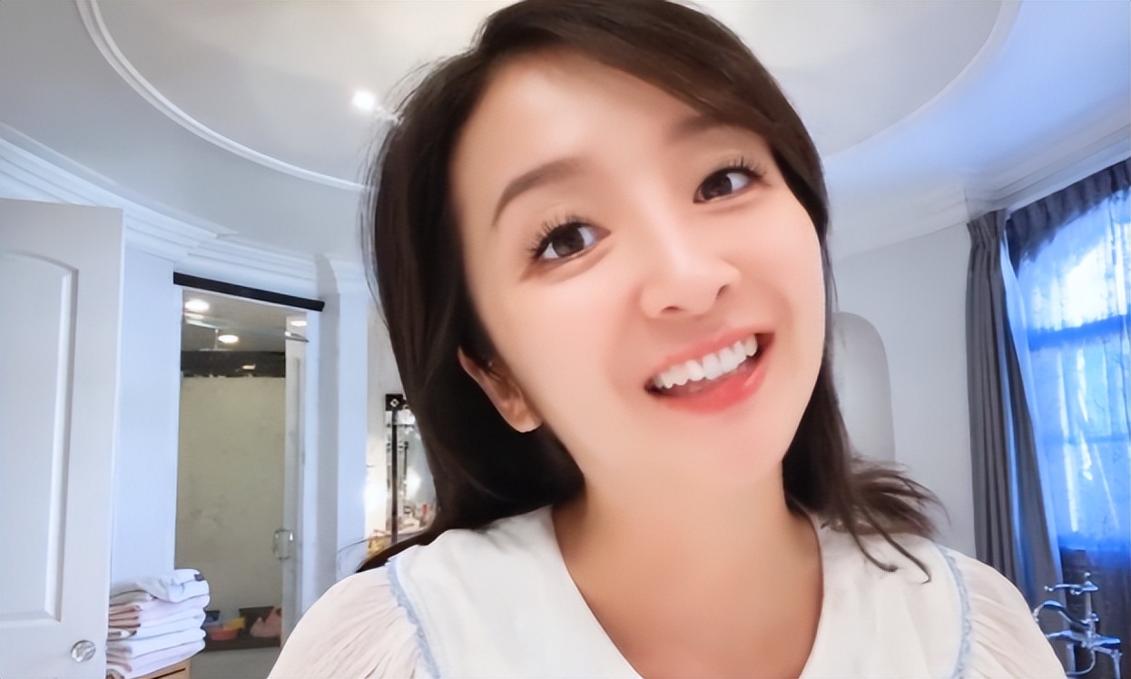 网红圈五大隐藏富豪：*冰白**坐拥上海豪宅，王红权贵翡翠堆满屋？