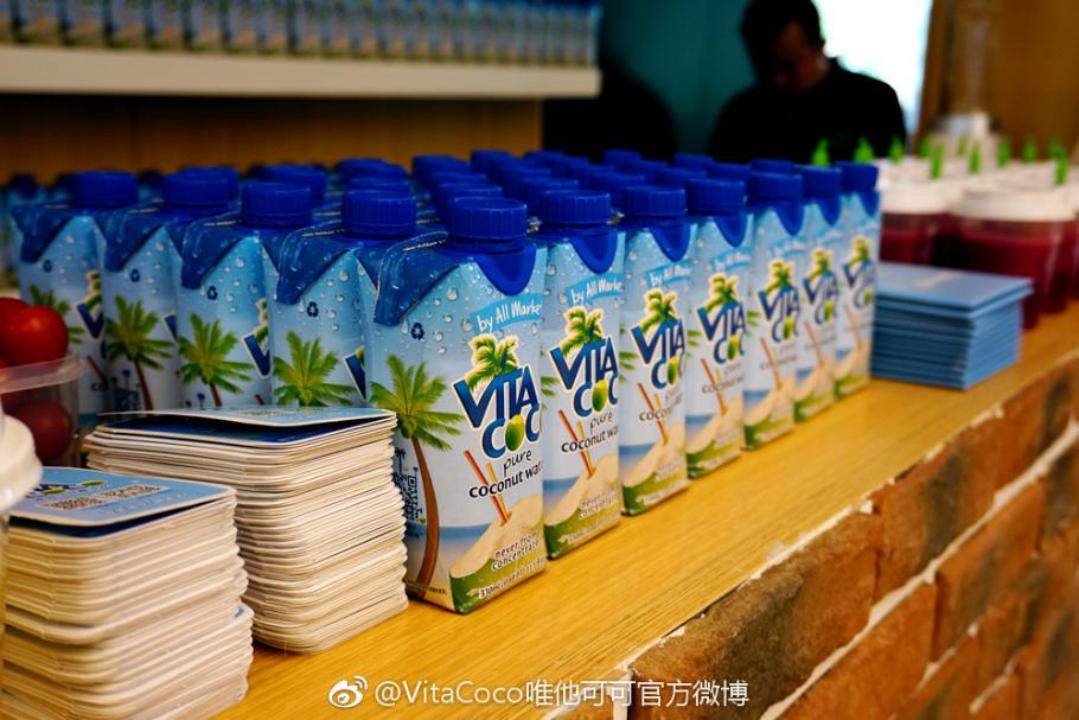 只卖一杯椰子水门店月入千万！名不副实网红品类，要迎来春天了？