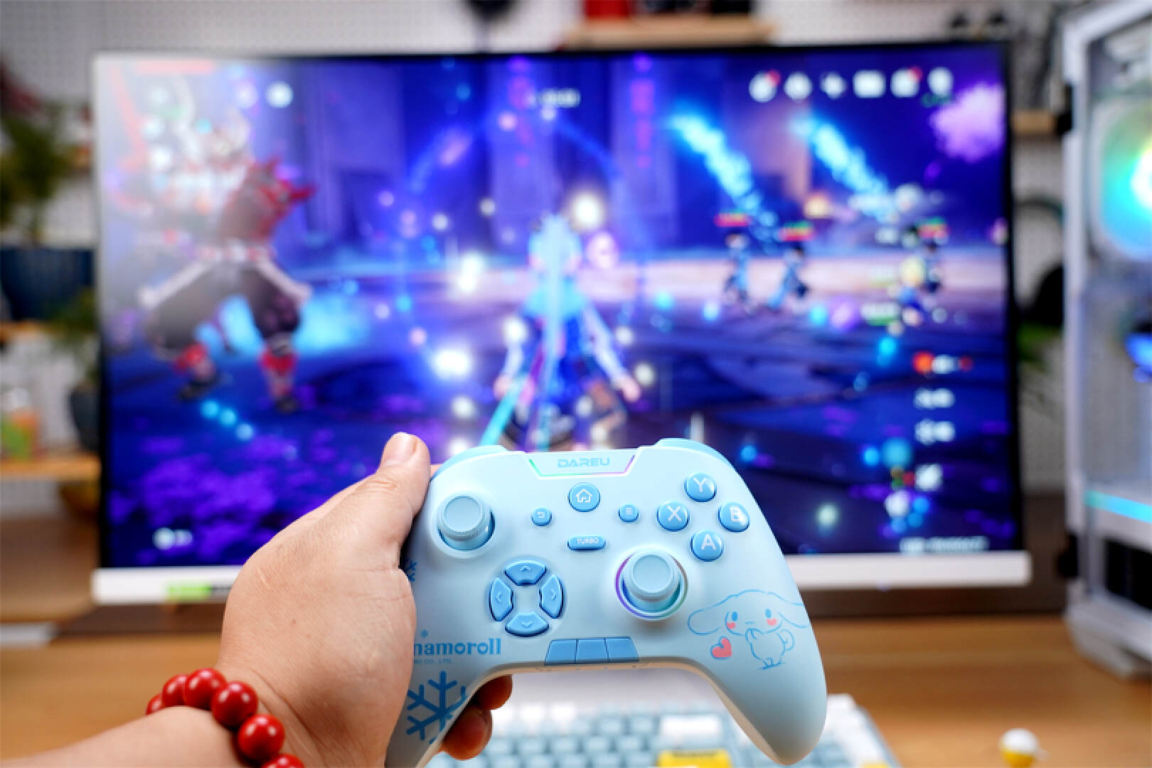 高颜值，高性能，达尔优三丽鸥联名版玉桂狗手柄使用分享！