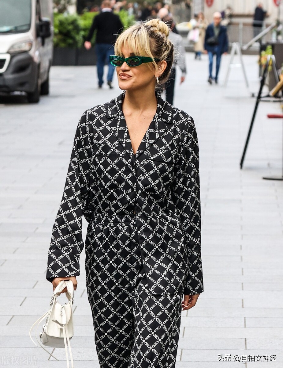 阿什利罗伯茨连体裤 (阿什利罗伯茨roberts)