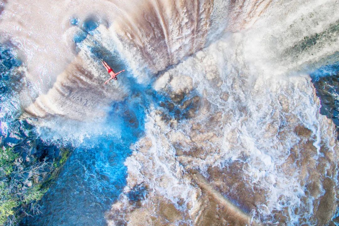 用AI绘图给黑龙江夏季避暑旅游，做几件“事件营销”