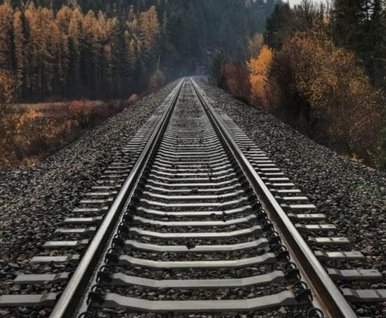 铁路运营安全事故罪量刑标准最新,铁路运营安全事故罪立案标准最新