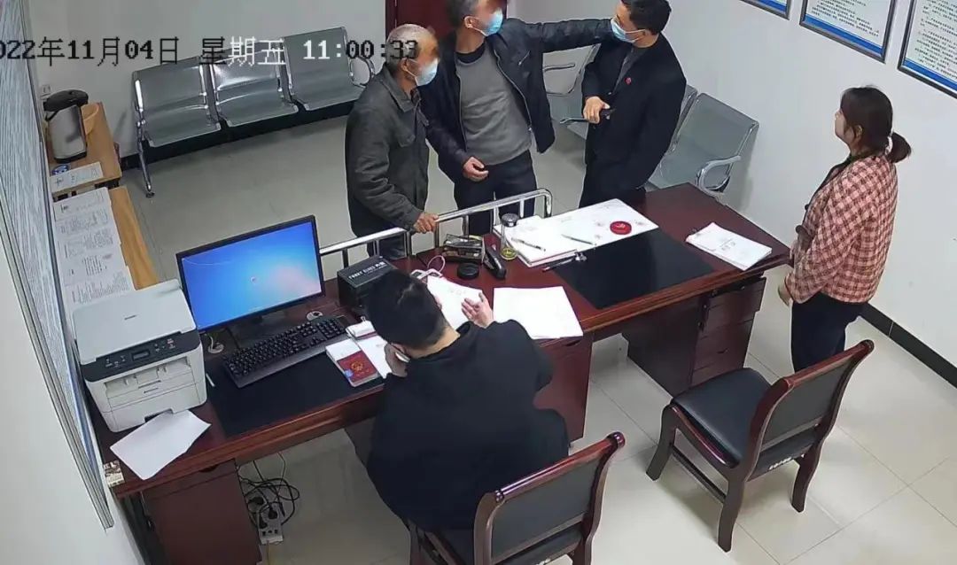 虚构事实扰乱公共秩序被拘留,扰乱社会秩序罪拘留能探视吗