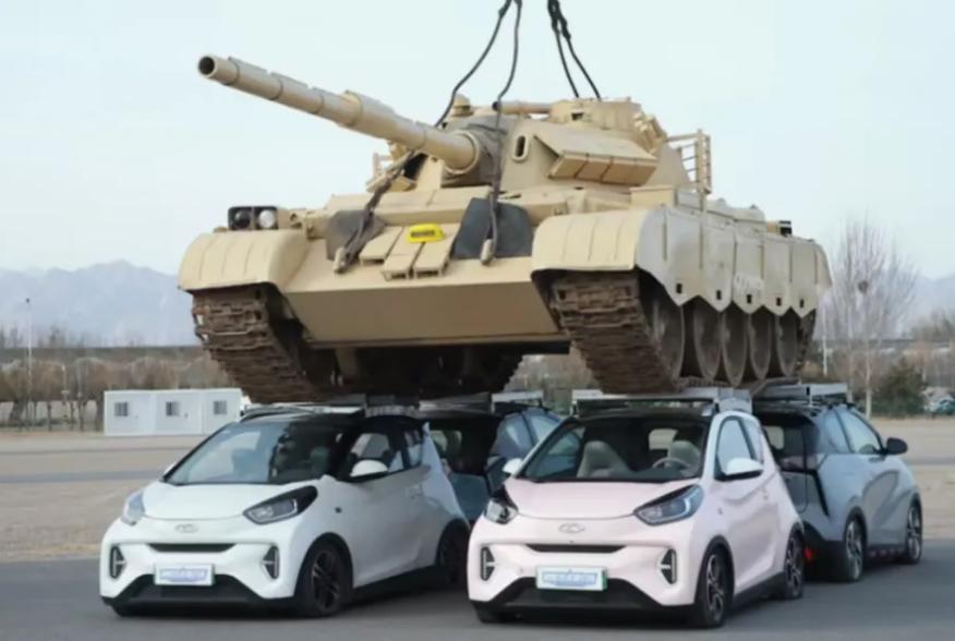 坦克压顶！抗压的奇瑞小蚂蚁，扛得住车主的批量投诉吗？