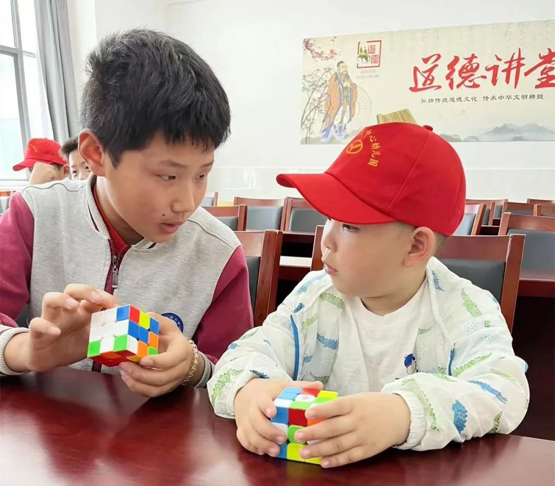 小学幼小衔接活动简报,幼小携手开展幼小衔接活动报道