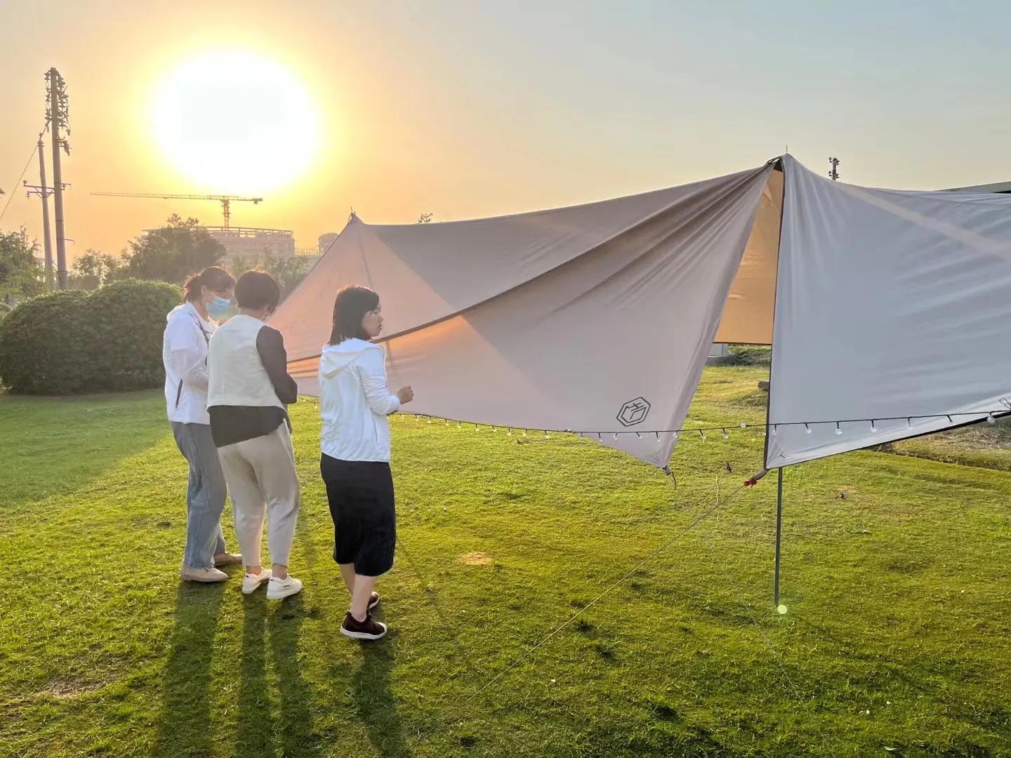 闺蜜买车了带我兜风 (闺蜜提新车带我出去玩)