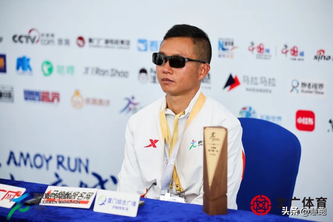 知行合一的马拉松“常青树”：记38岁厦马国内男子冠军尹顺金