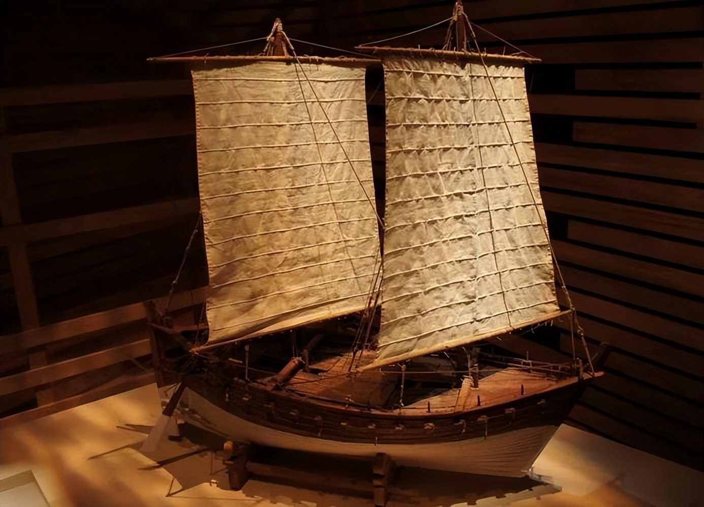 中国首创风帆动力船,中国第一艘大帆船