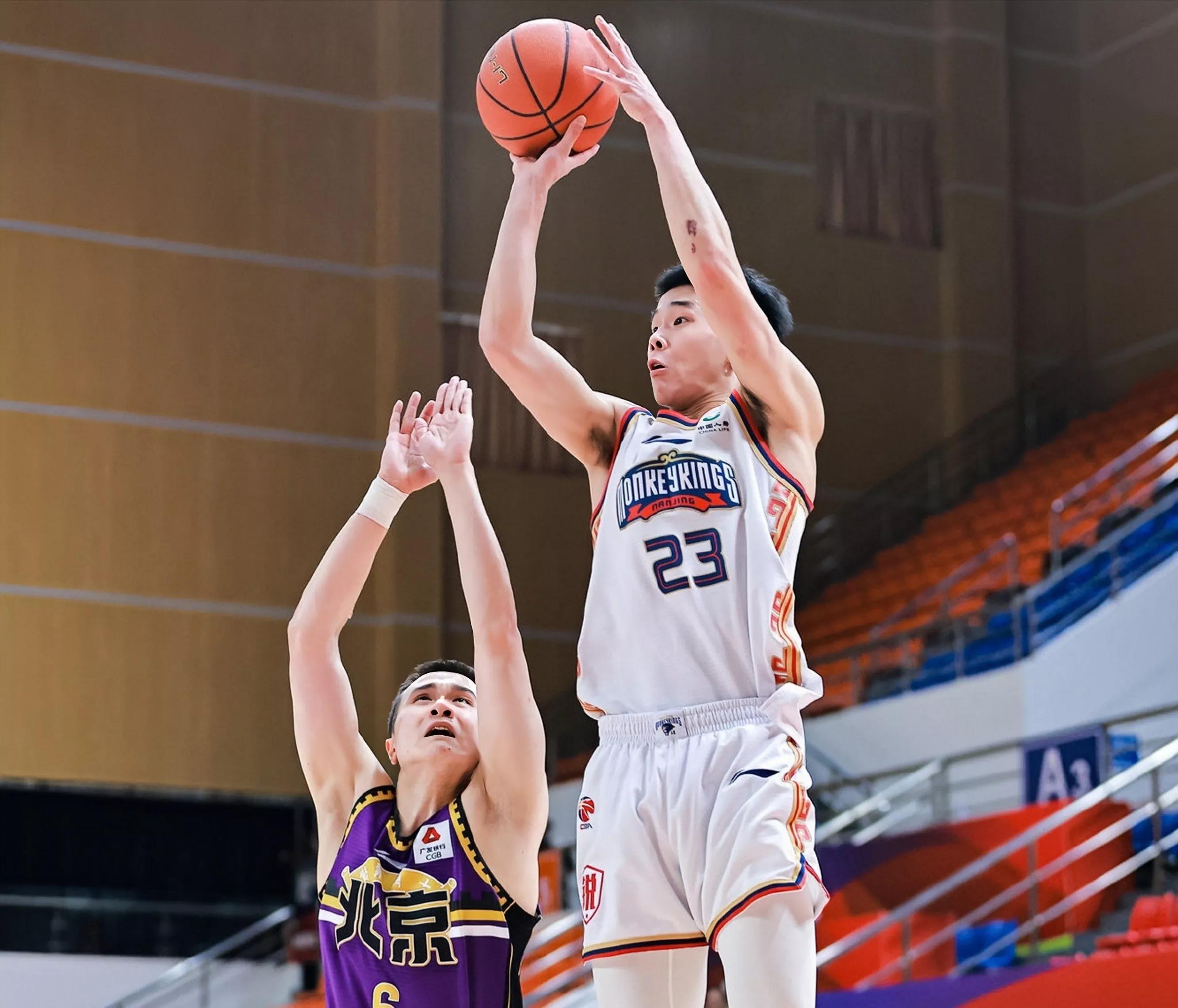 男篮最有希望5名00后，3人打动乔帅，17岁中锋潜力大，一人控场强