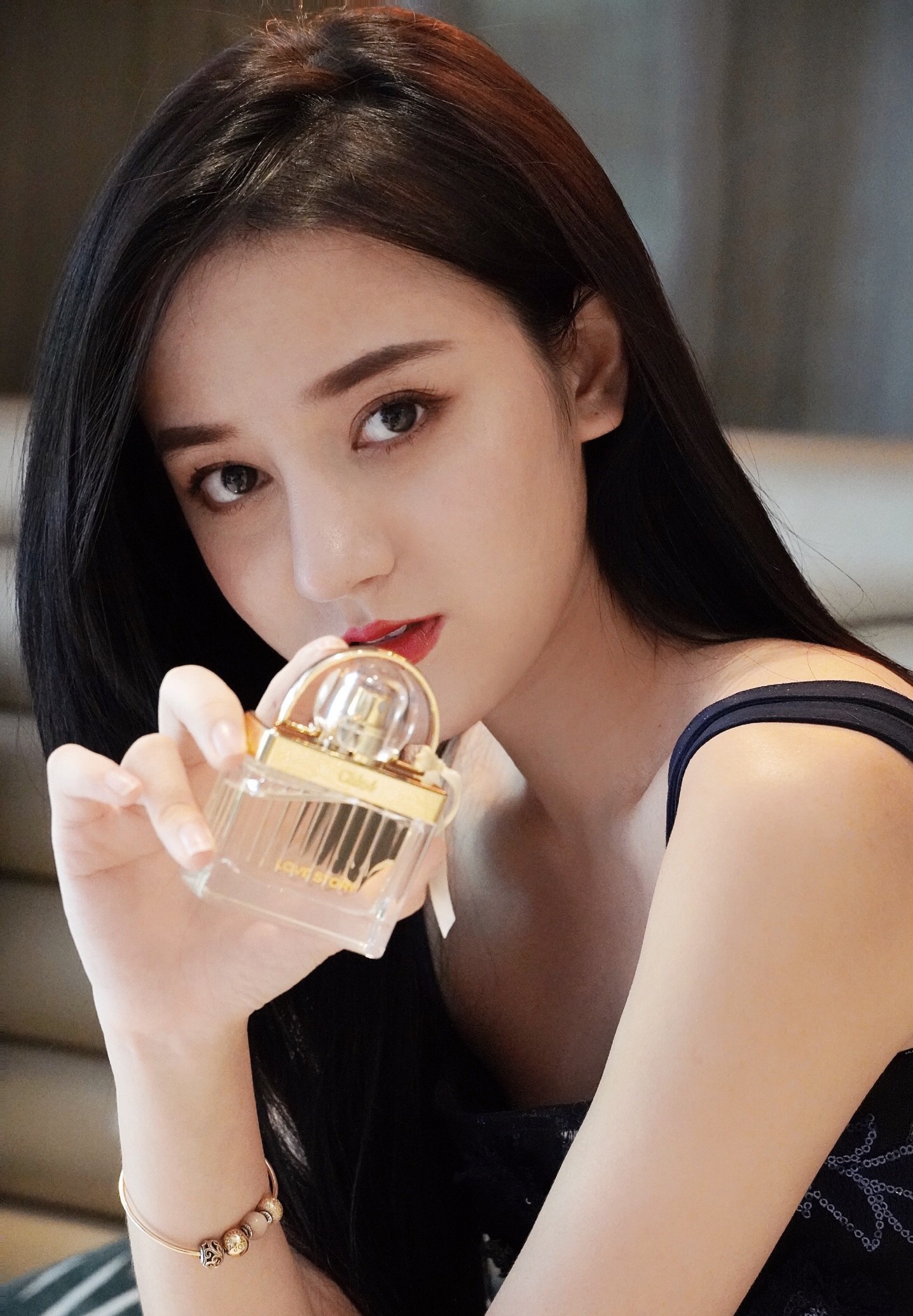 陌生小姐姐聊天,qq如何找陌生小姐姐聊天