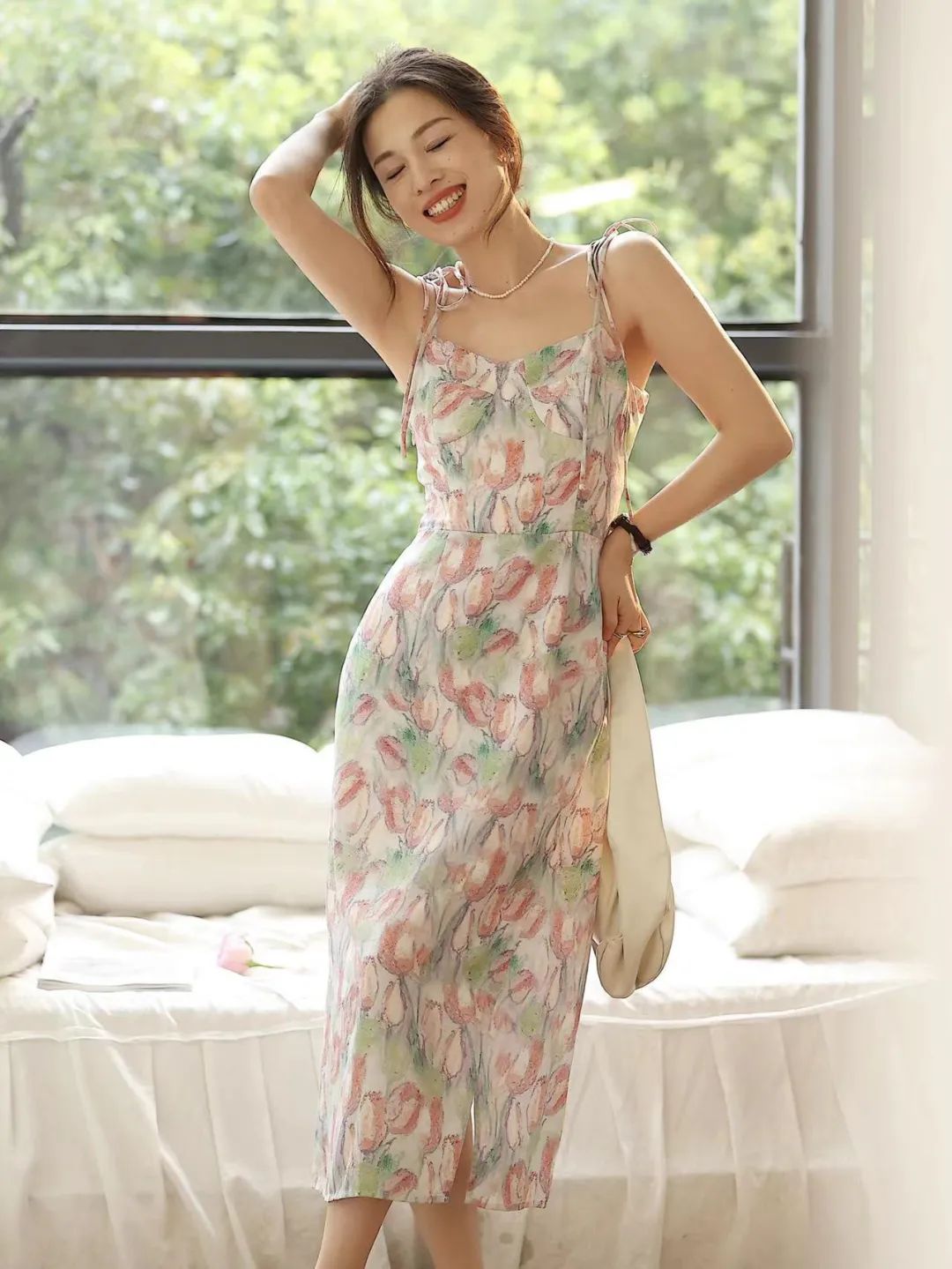 适合旅游穿的花裙子,夏天的花裙子美丽又治愈