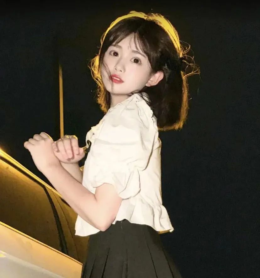 不上镜的女生怎么拍照好看,拍照不上镜怎么拍才好看