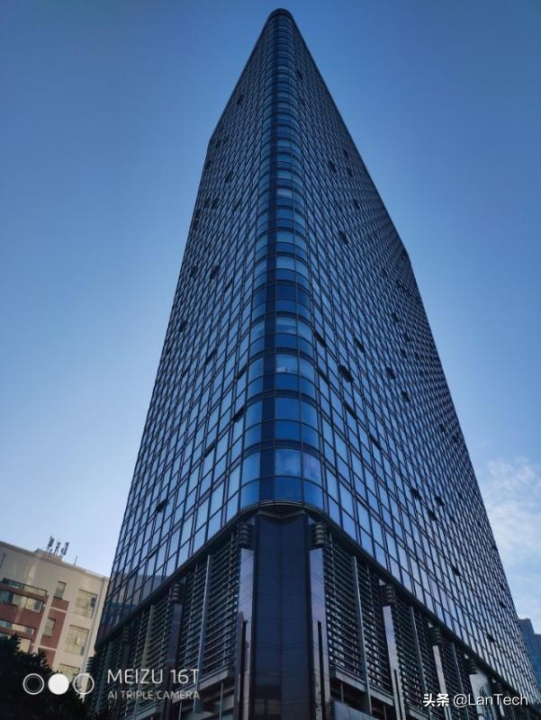 魅族16t详细评测高性价比旗舰手机,魅族16t拥有6.5寸定制级全面屏