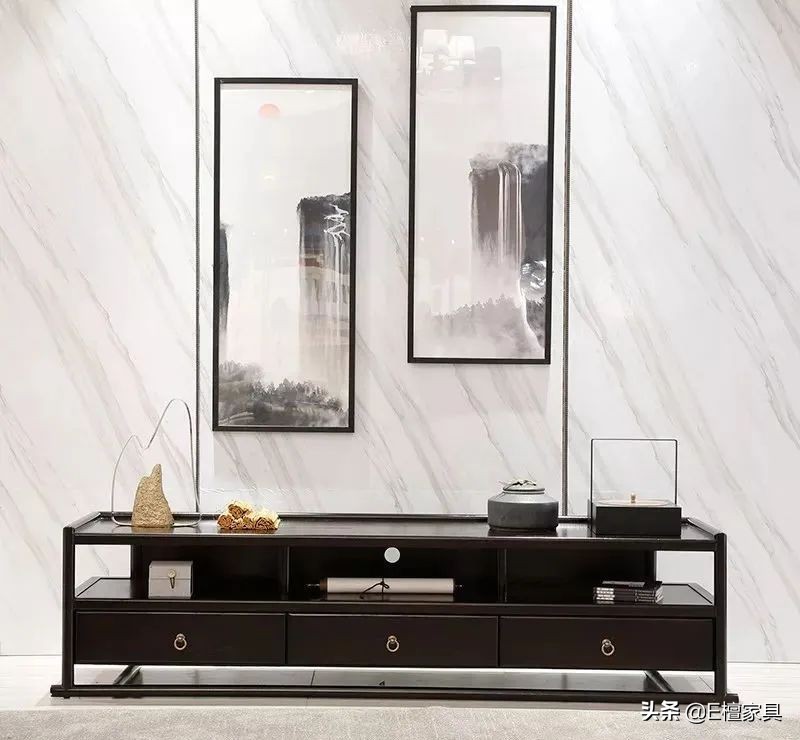 新中式电视柜两边放什么最好,新中式电视柜款式效果图